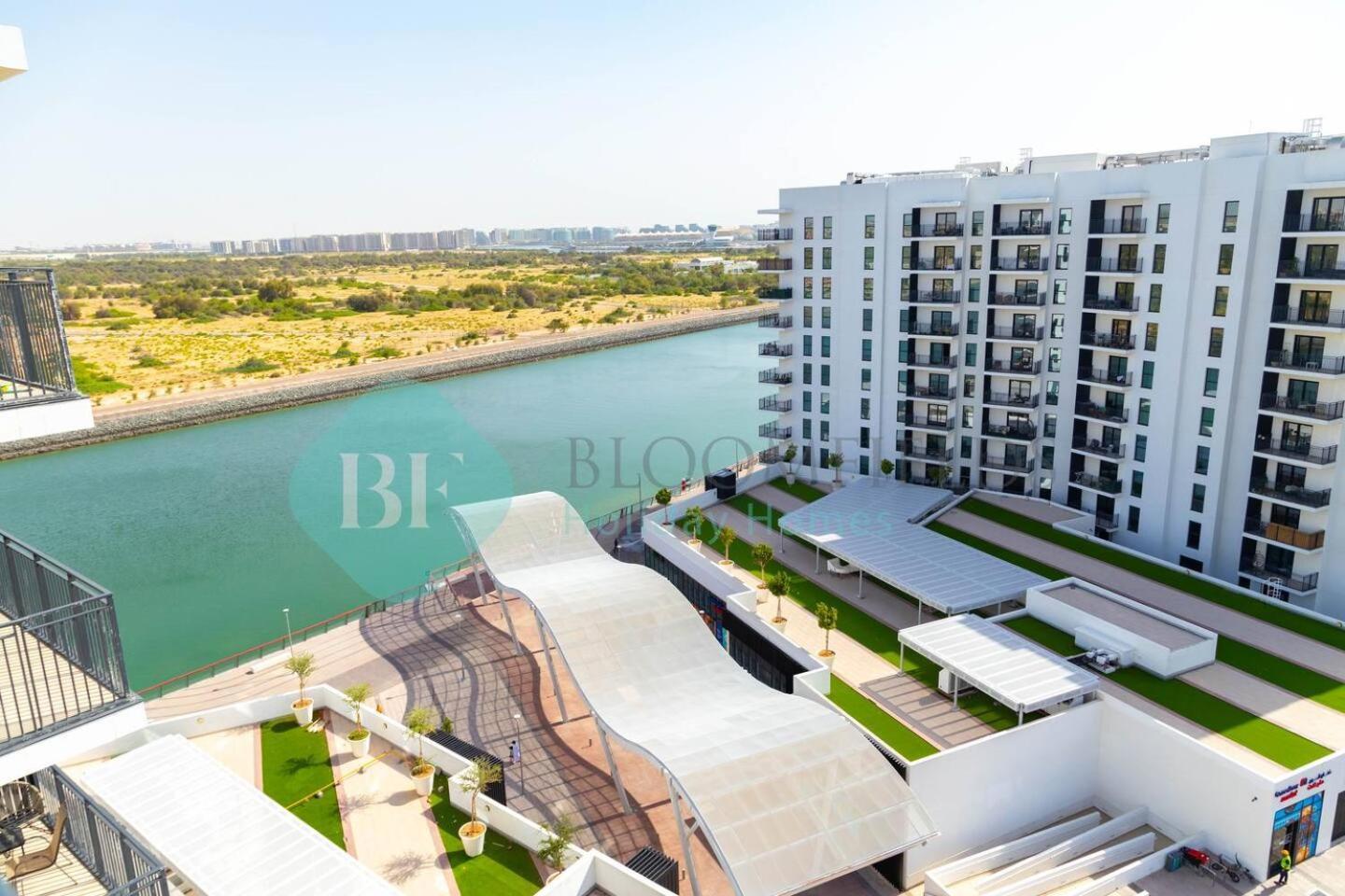 Appartamento Bloomfields Stu Partial Canal View In Waters Edge Abu Dhabi Esterno foto